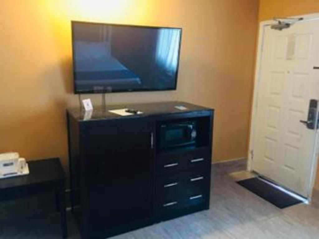Travelodge By Wyndham Bay Shore Long Island Luaran gambar