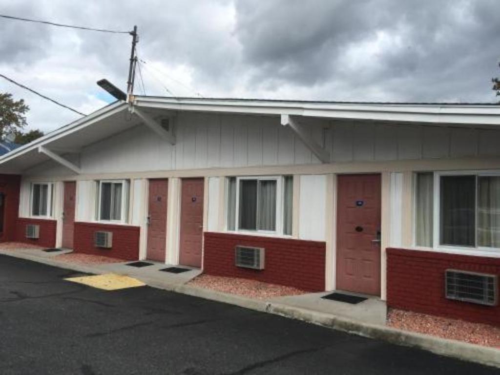 Travelodge By Wyndham Bay Shore Long Island Luaran gambar