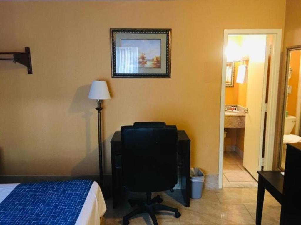 Travelodge By Wyndham Bay Shore Long Island Luaran gambar