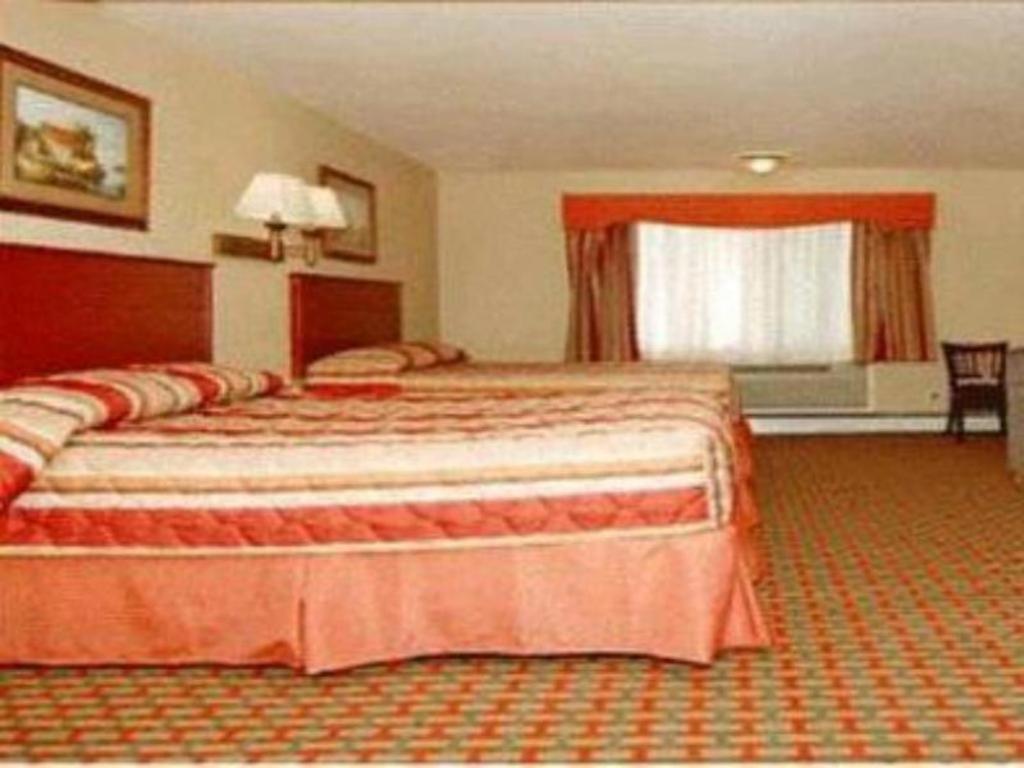 Travelodge By Wyndham Bay Shore Long Island Luaran gambar